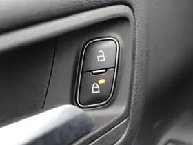 Ford Kuga 2.5 PHEV Titanium thumbnail 23