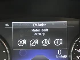 Ford Kuga 2.5 PHEV Titanium thumbnail 27