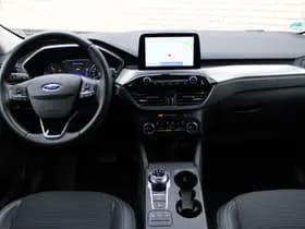 Ford Kuga 2.5 PHEV Titanium thumbnail 5