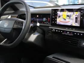 Opel Grandland 1.6 Turbo Plug-in-Hybrid Ultimate thumbnail 6