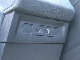 Opel Grandland 1.6 Turbo Plug-in-Hybrid Ultimate thumbnail 50