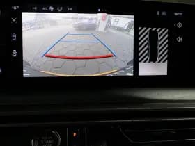 Peugeot 5008 1.2 Hybrid 145 GT thumbnail 11