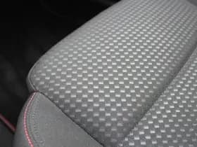 Ford FOCUS Wagon 1.0 EcoBoost Hybrid 155PK ST Line X thumbnail 32