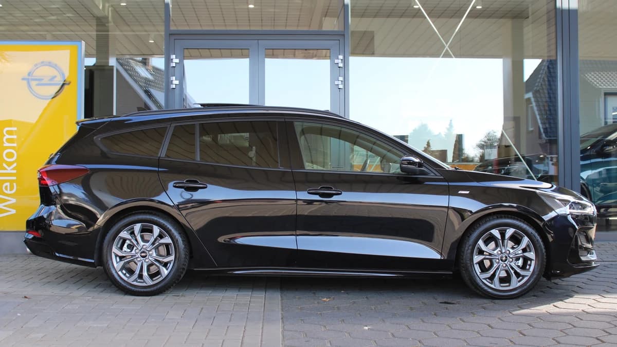 Ford FOCUS Wagon 1.0 EcoBoost Hybrid ST Line X — foto 1