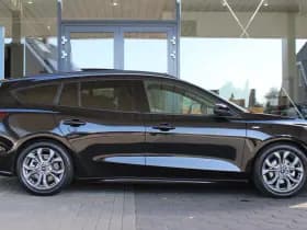 Ford FOCUS Wagon 1.0 EcoBoost Hybrid ST Line X thumbnail 2