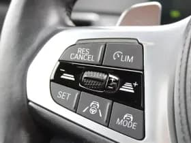 BMW 3-serie 330e xDrive M-Sport thumbnail 11