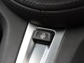 BMW 3-serie 330e xDrive M-Sport thumbnail 14