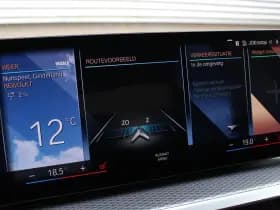 BMW 3-serie 330e xDrive M-Sport thumbnail 32