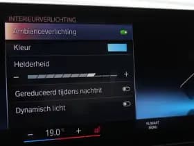 BMW 3-serie 330e xDrive M-Sport thumbnail 37