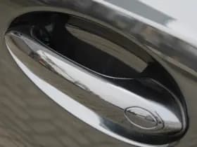 BMW 3-serie 330e xDrive M-Sport thumbnail 54