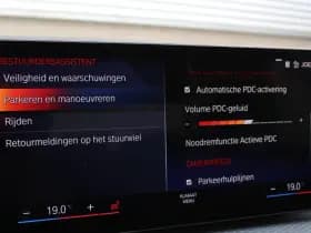 BMW 3-serie 330e xDrive M-Sport thumbnail 60