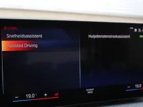 BMW 3-serie 330e xDrive M-Sport thumbnail 62