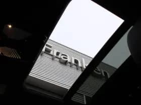 BMW 3-serie 330e xDrive M-Sport thumbnail 9