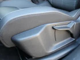 Peugeot 3008 1.2 Hybrid 145 GT thumbnail 24