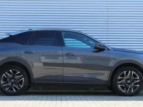Peugeot 3008 1.2 Hybrid 145 GT thumbnail 2