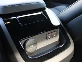 Volvo S90 2.0 T8 AWD Plus Dark thumbnail 33