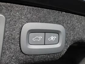 Volvo S90 2.0 T8 AWD Plus Dark thumbnail 35