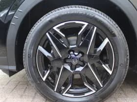 Peugeot 3008 1.2 Hybrid 145 GT thumbnail 3