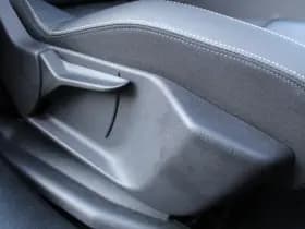 Peugeot 3008 1.2 Hybrid 145 GT thumbnail 30