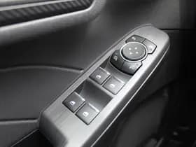 Ford Kuga thumbnail 32