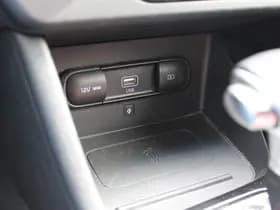 Kia Niro 1.6 GDi Hybrid DynamicLine thumbnail 18