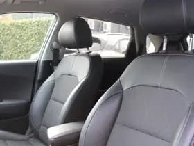 Kia Niro 1.6 GDi Hybrid DynamicLine thumbnail 24