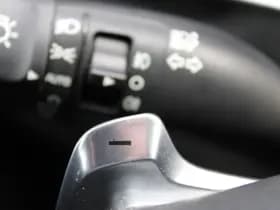 Kia Niro 1.6 GDi Hybrid DynamicLine thumbnail 25