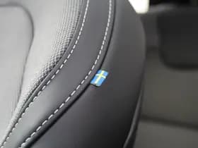 Volvo XC60 2.0 T8 Plug-in hybrid AWD Ultra Black Edition thumbnail 39