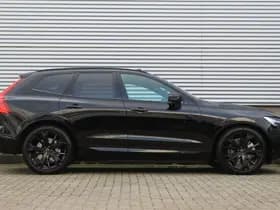 Volvo XC60 2.0 T8 Plug-in hybrid AWD Ultra Black Edition thumbnail 2