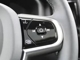 Volvo XC60 2.0 T8 Plug-in hybrid AWD Ultra Black Edition thumbnail 11