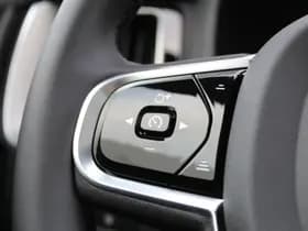 Volvo XC60 2.0 T8 Plug-in hybrid AWD Ultra Black Edition thumbnail 8