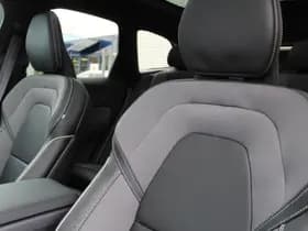 Volvo XC60 2.0 T8 Plug-in hybrid AWD Ultra Black Edition thumbnail 13