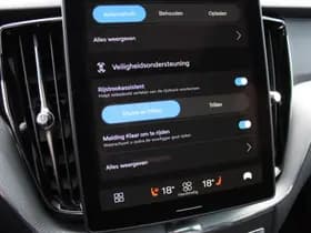 Volvo XC60 2.0 T8 Plug-in hybrid AWD Ultra Black Edition thumbnail 36