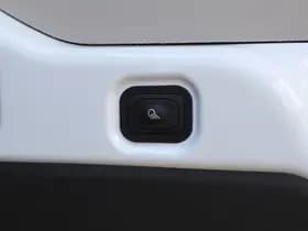 Ford E-Transit 350 L2H2 Trend 68 kWh thumbnail 38