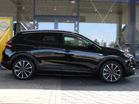 Opel Grandland X 1.6 Turbo Hybrid Innovation thumbnail 2