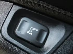 Opel Grandland X 1.6 Turbo Hybrid Innovation thumbnail 25