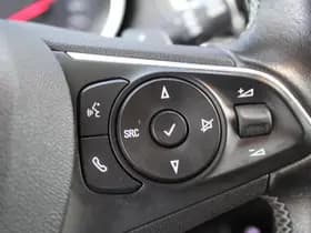 Opel Grandland X 1.6 Turbo Hybrid Innovation thumbnail 34