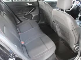 Ford Focus thumbnail 23