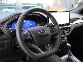 Ford Focus thumbnail 4