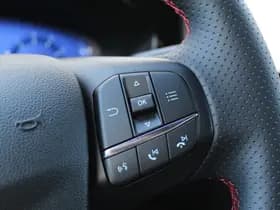 Ford Focus thumbnail 11