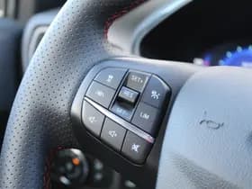 Ford Focus thumbnail 9