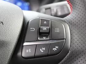 Ford Kuga thumbnail 35