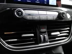 Ford Kuga thumbnail 44