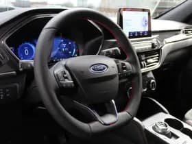 Ford Kuga thumbnail 4