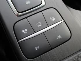 Ford Kuga thumbnail 50