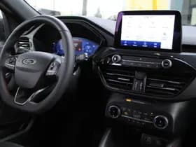 Ford Kuga thumbnail 6