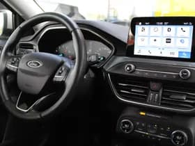 Ford Focus thumbnail 6