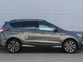 Ford Kuga thumbnail 2