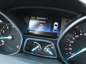 Ford Kuga thumbnail 11