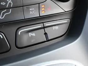 Ford Kuga thumbnail 32